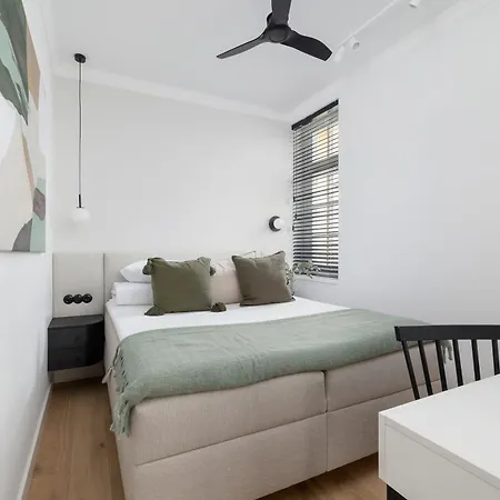 Olive & Linen Oasis - Cozy 1Br For 3 - Main Square *